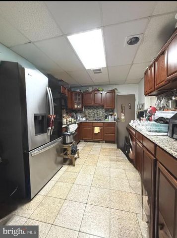 1860 E ALLEGHENY AVE, Philadelphia, PA 19134