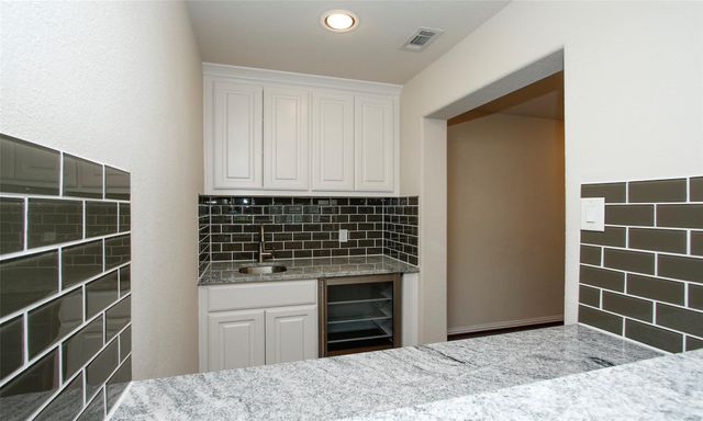 39 Paloma Bend Place, Spring, TX 77389