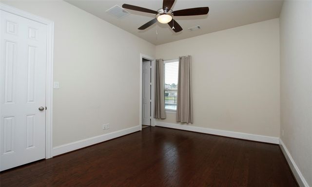 39 Paloma Bend Place, Spring, TX 77389