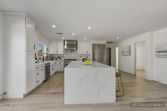 7834 E SWEETWATER Avenue, Scottsdale, AZ 85260