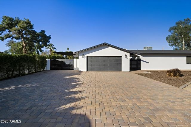 7834 E SWEETWATER Avenue, Scottsdale, AZ 85260