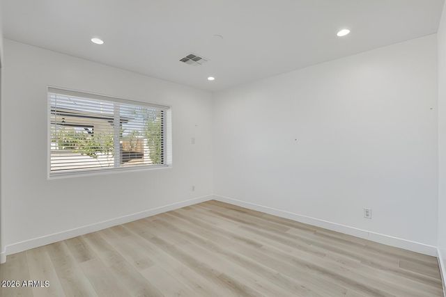 7834 E SWEETWATER Avenue, Scottsdale, AZ 85260