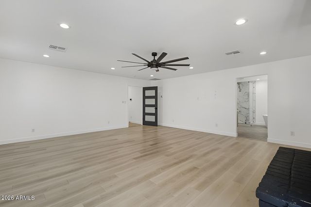 7834 E SWEETWATER Avenue, Scottsdale, AZ 85260