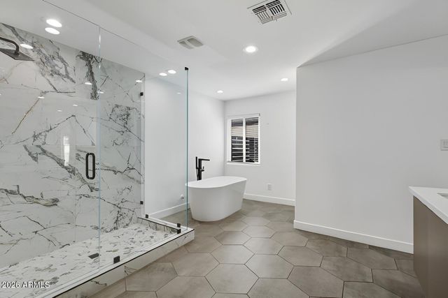 7834 E SWEETWATER Avenue, Scottsdale, AZ 85260