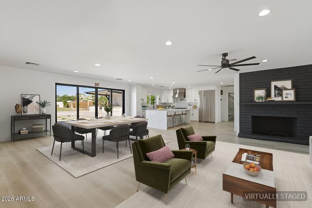 7834 E SWEETWATER Avenue, Scottsdale, AZ 85260