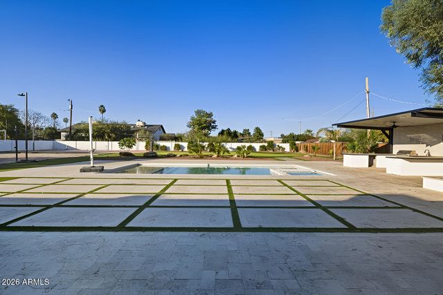 7834 E SWEETWATER Avenue, Scottsdale, AZ 85260