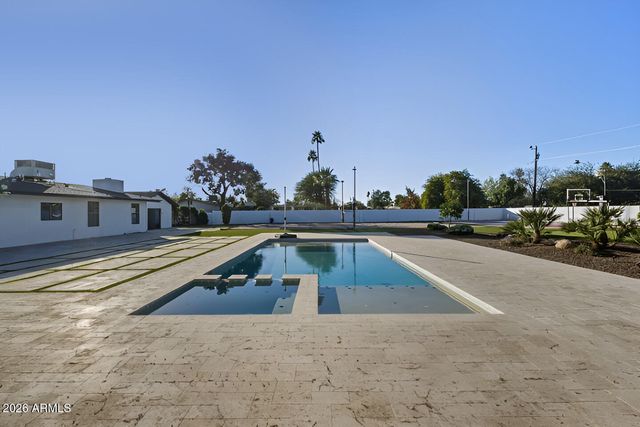 7834 E SWEETWATER Avenue, Scottsdale, AZ 85260