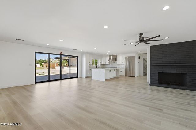 7834 E SWEETWATER Avenue, Scottsdale, AZ 85260