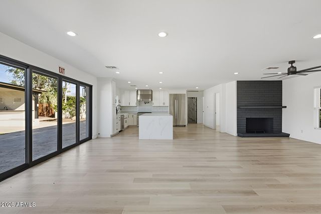 7834 E SWEETWATER Avenue, Scottsdale, AZ 85260