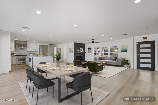 7834 E SWEETWATER Avenue, Scottsdale, AZ 85260