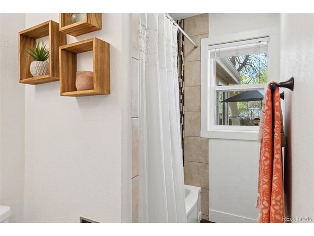 3910 E Jerome Ave, Denver, CO 80210