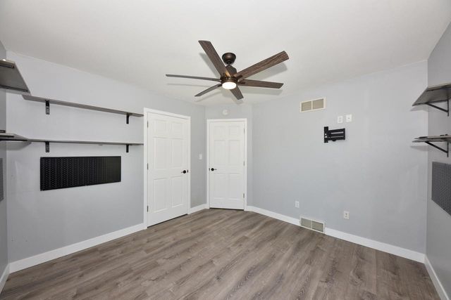 101 Friendship LANE, Saukville, WI 53080