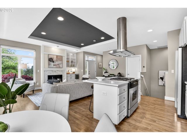 3203 Nw MILLER Rd, Portland, OR 97229
