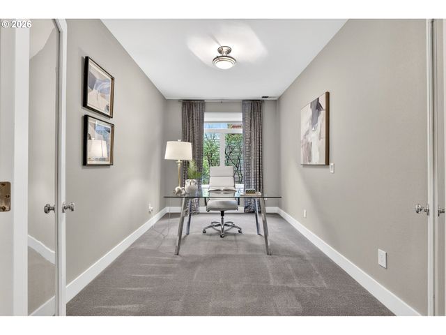 3203 Nw MILLER Rd, Portland, OR 97229