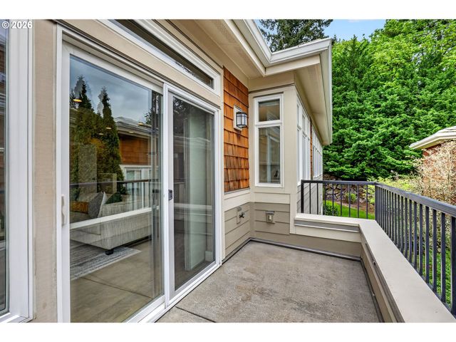 3203 Nw MILLER Rd, Portland, OR 97229