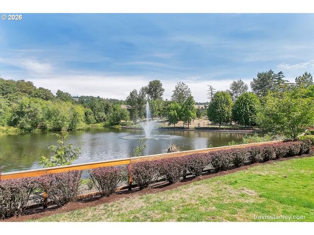 3203 Nw MILLER Rd, Portland, OR 97229