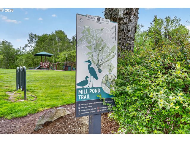 3203 Nw MILLER Rd, Portland, OR 97229