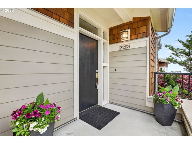 3203 Nw MILLER Rd, Portland, OR 97229