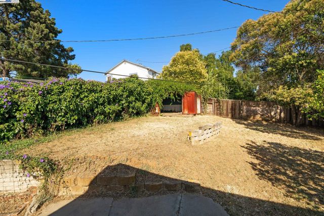 108 Mesa, Vallejo, CA 94591