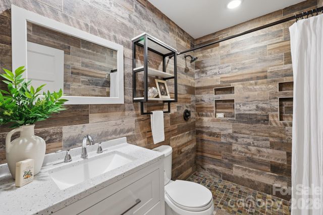 1293 Hickory Nut Lane, Lincolnton, NC 28092