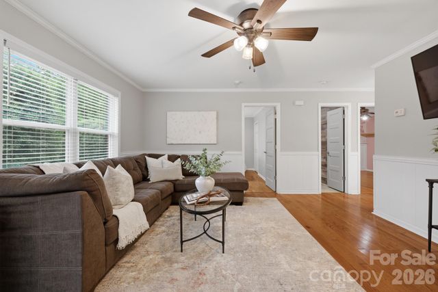 1293 Hickory Nut Lane, Lincolnton, NC 28092