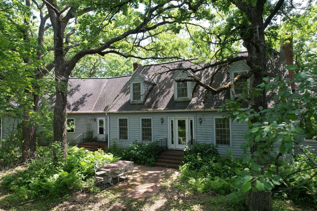 16220 Hayes Avenue, Carver, MN 55315 — exterior