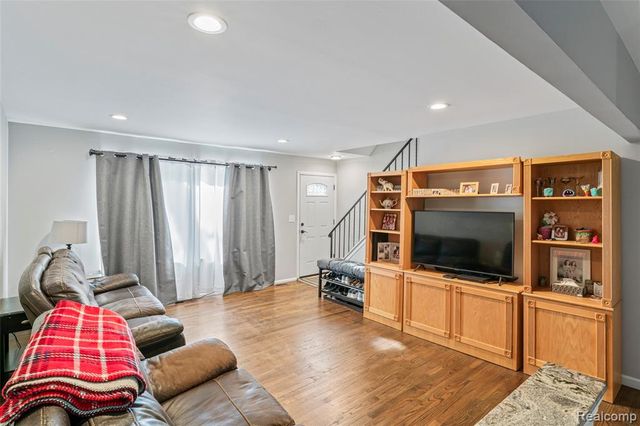 14154 Hubbell Street, Livonia, MI 48154