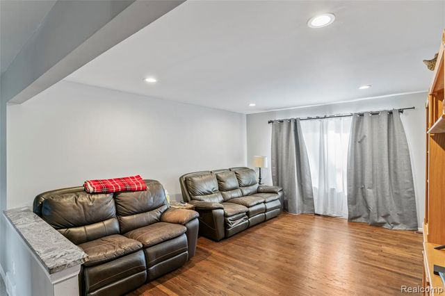 14154 Hubbell Street, Livonia, MI 48154