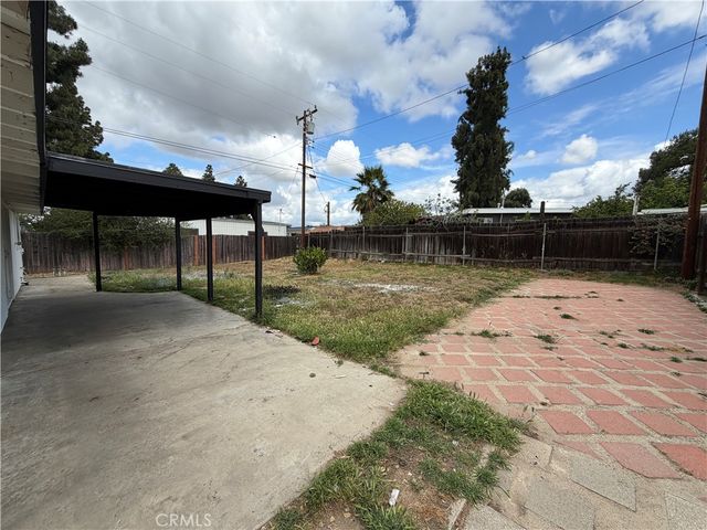 461 E Harrison Avenue, Pomona, CA 91767
