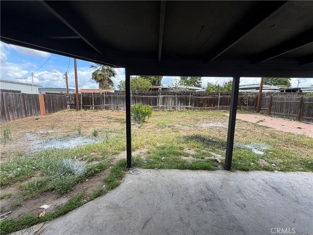 461 E Harrison Avenue, Pomona, CA 91767