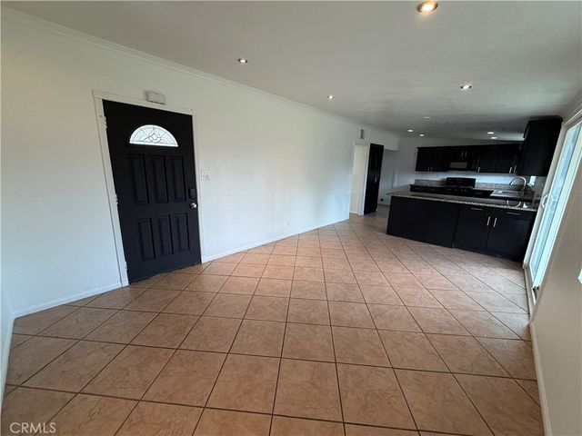 461 E Harrison Avenue, Pomona, CA 91767