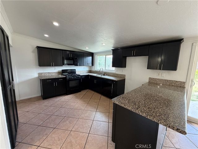 461 E Harrison Avenue, Pomona, CA 91767