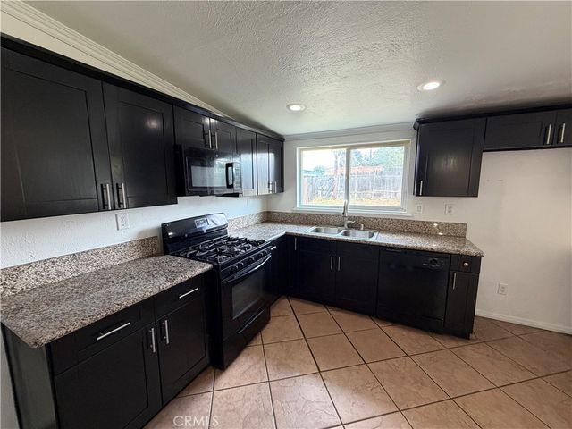 461 E Harrison Avenue, Pomona, CA 91767