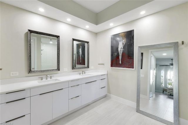 415 Sea Grove LN # 102, Naples, FL 34110