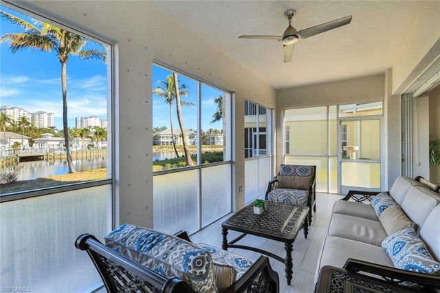 415 Sea Grove LN # 102, Naples, FL 34110