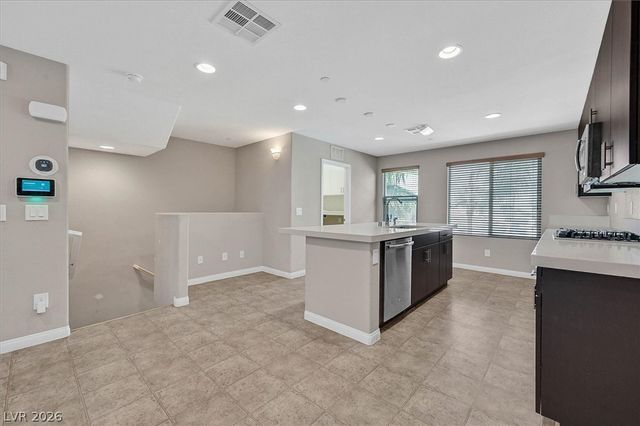 9050 West Tropicana Avenue 1049, Las Vegas, NV 89147