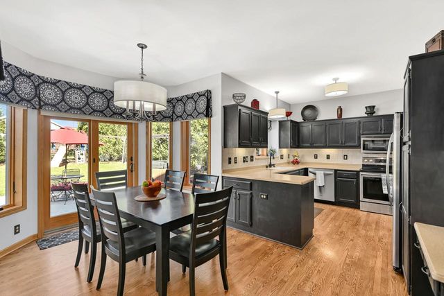 W143N6633 Aspen DRIVE, Menomonee Falls, WI 53051