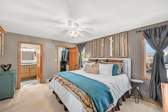 W143N6633 Aspen DRIVE, Menomonee Falls, WI 53051