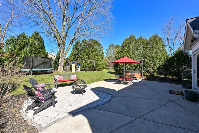 W143N6633 Aspen DRIVE, Menomonee Falls, WI 53051