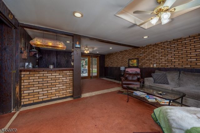 3 Sawmill Rd, Vernon Twp., NJ 07460