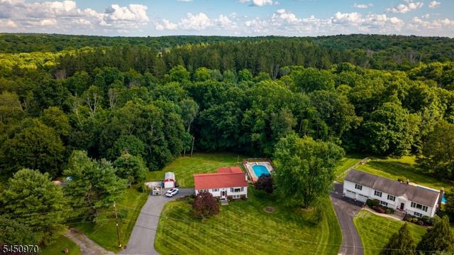 3 Sawmill Rd, Vernon Twp., NJ 07460