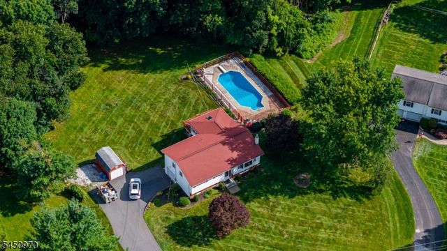 3 Sawmill Rd, Vernon Twp., NJ 07460