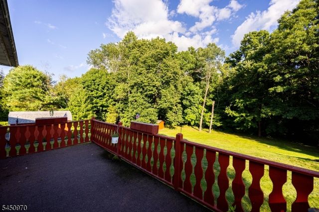 3 Sawmill Rd, Vernon Twp., NJ 07460