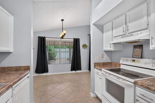 3810 W MARCONI Avenue, Phoenix, AZ 85053