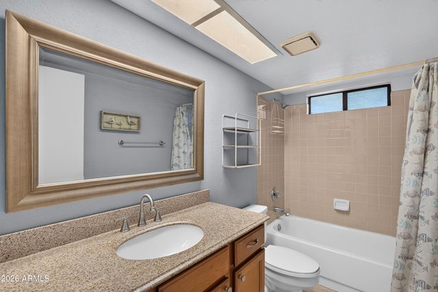3810 W MARCONI Avenue, Phoenix, AZ 85053