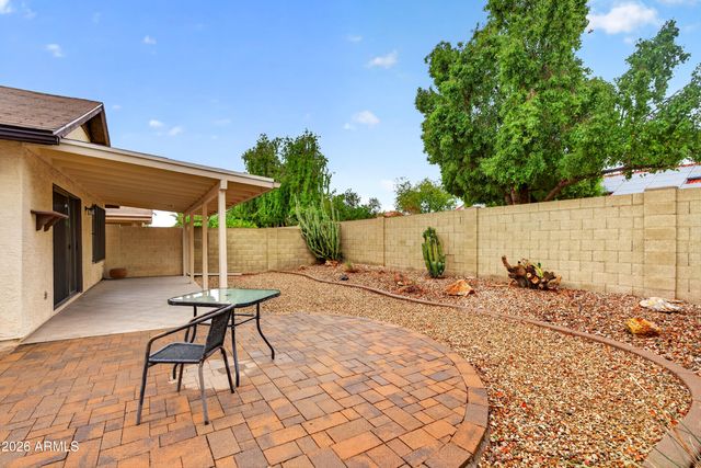3810 W MARCONI Avenue, Phoenix, AZ 85053
