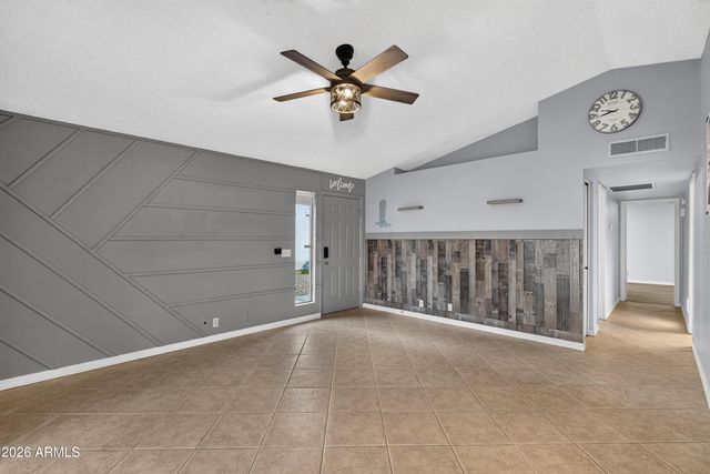 3810 W MARCONI Avenue, Phoenix, AZ 85053