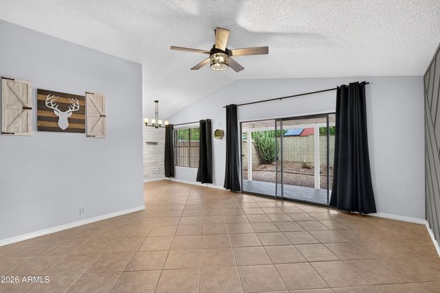 3810 W MARCONI Avenue, Phoenix, AZ 85053