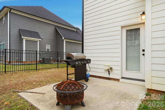 2680 Poplar Cove Drive NW, Concord, NC 28027