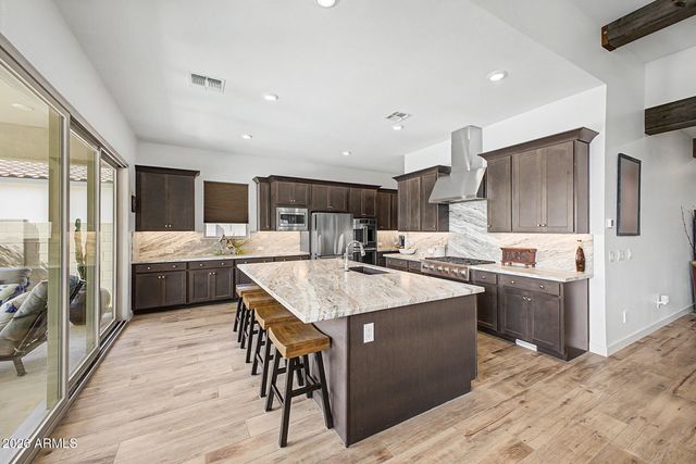 33364 N MAVERICK MOUNTAIN Trail, San Tan Valley, AZ 85144